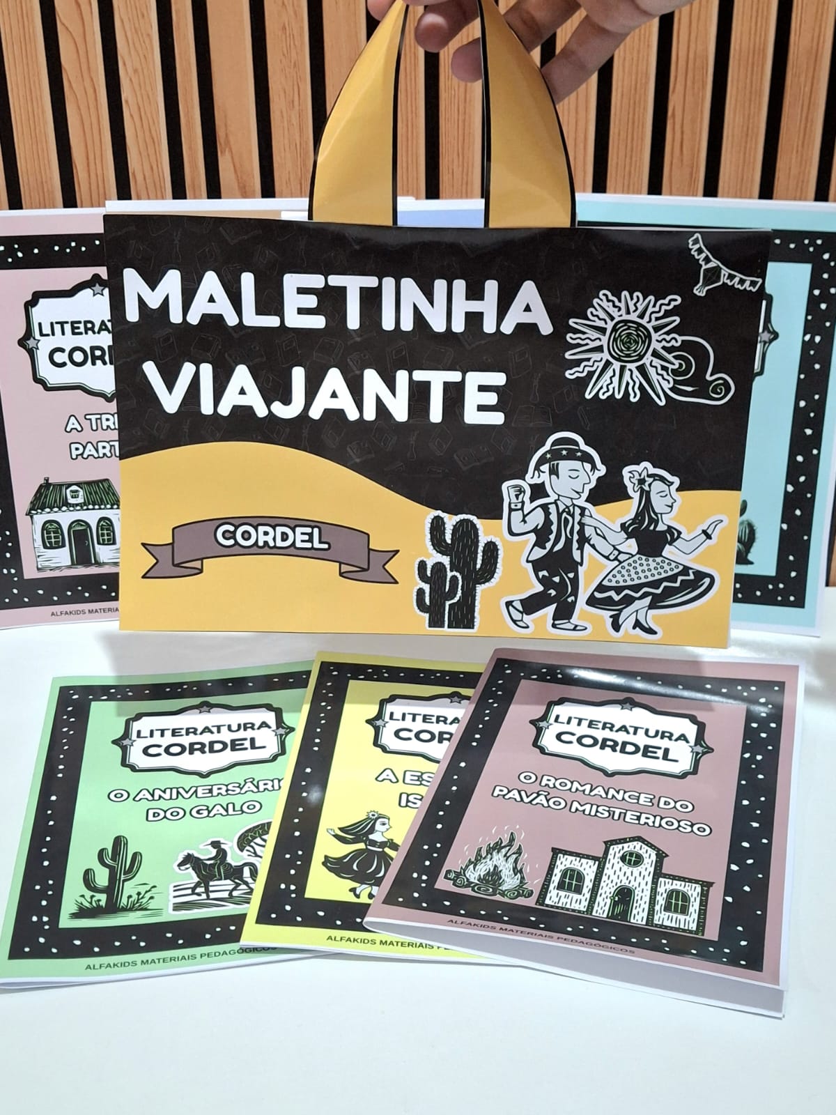 Maletinha Viajante - Edição Literatura de Cordel - Imagem 5